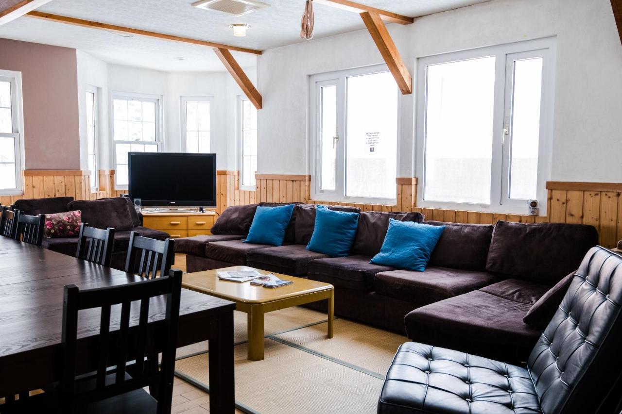 Absolute Niseko Lodge Hirafu Bagian luar foto