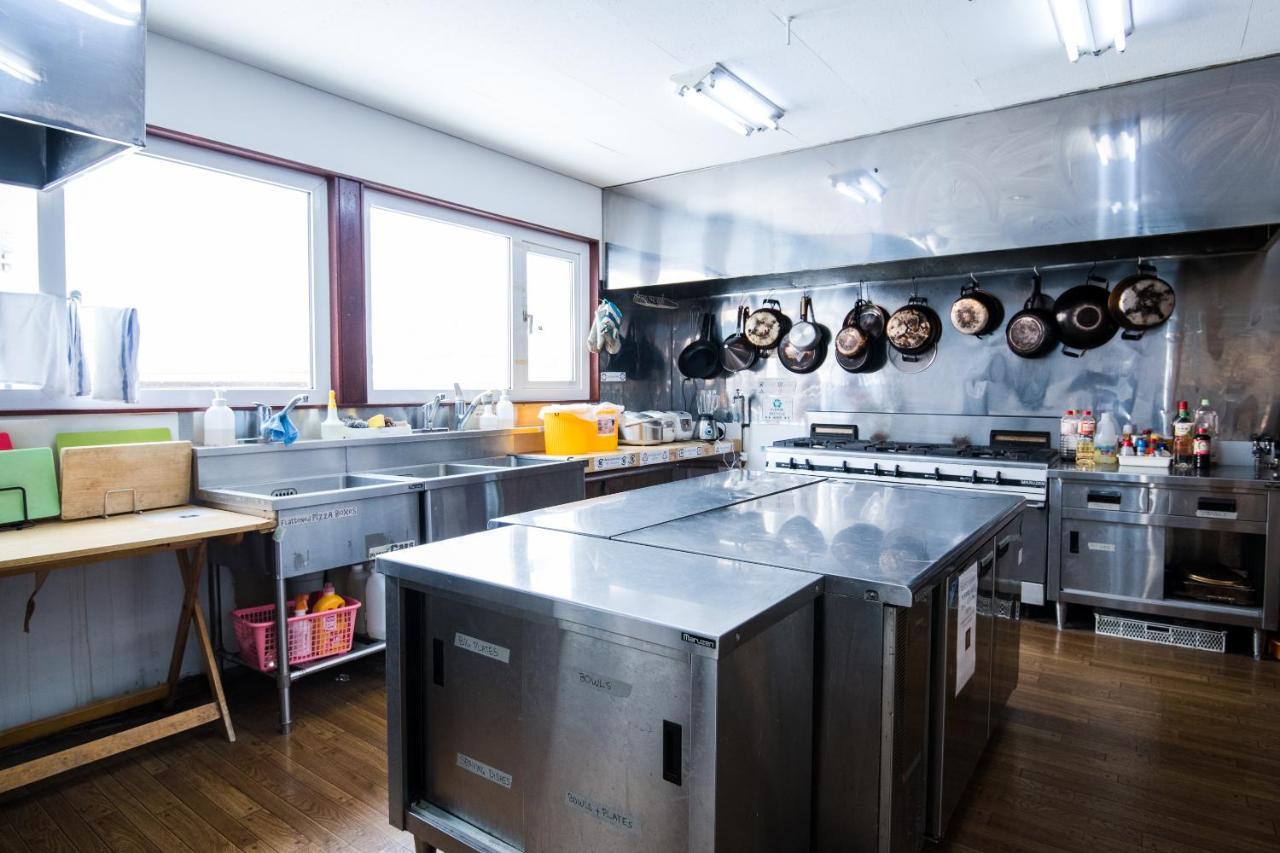 Absolute Niseko Lodge Hirafu Bagian luar foto